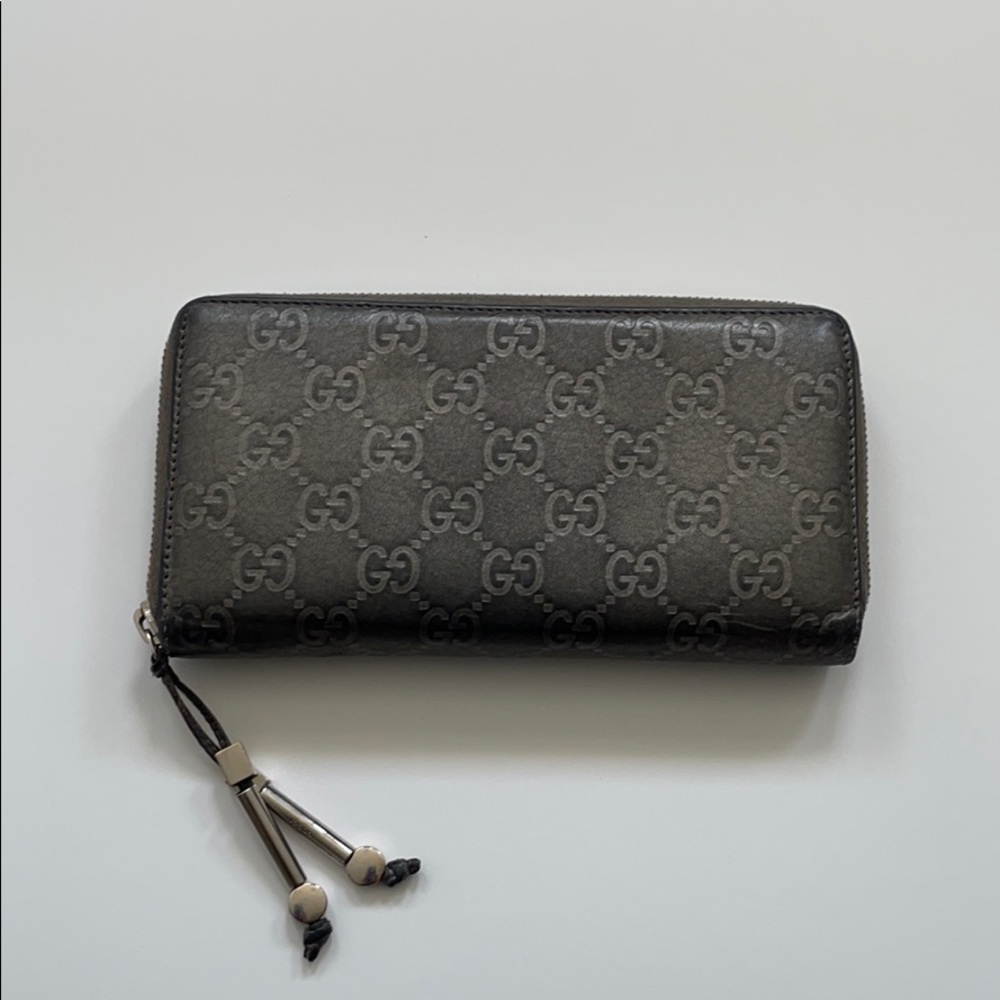 Authentic Gucci Wallet - Picture 1 of 7